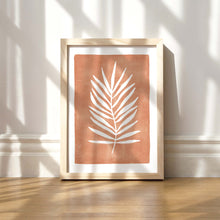 Lade das Bild in den Galerie-Viewer, Kunstdruck &quot;Palmblatt Terrakotta&quot; | abstrakt | verschiedene Größen
